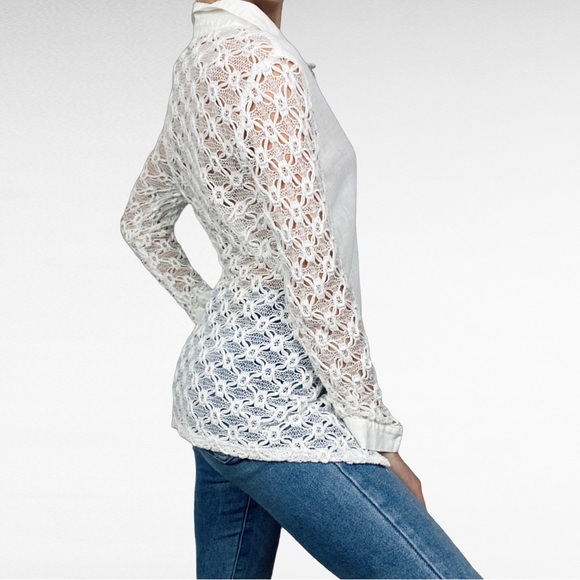 Moonlight Y&S Fashion Design | White Lace Back Long Sleeve Linen Tunic Shirt - Picture 3 of 10